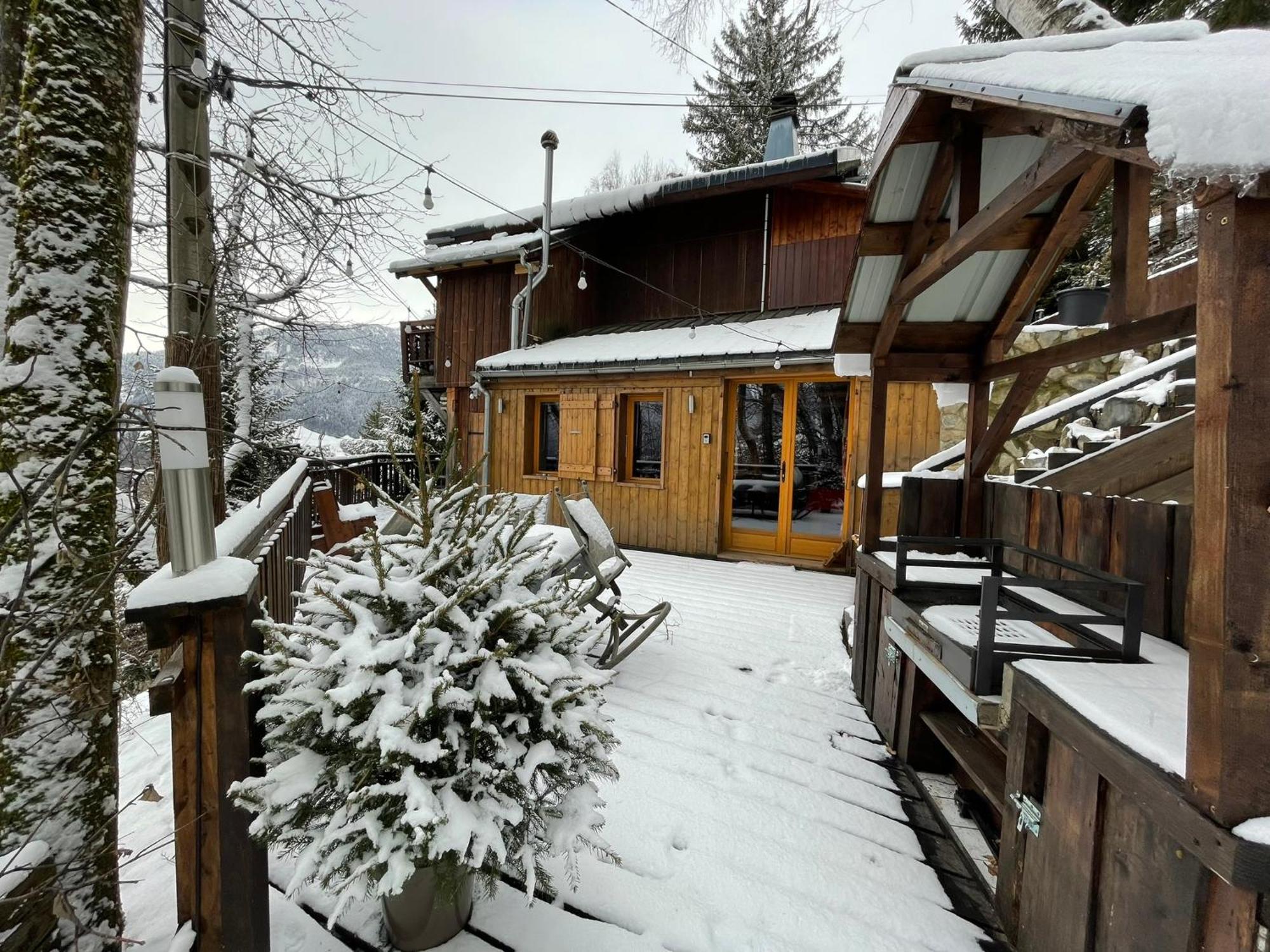 Chalet Le Doux Si, Large Self-Contained Apartment, 2Km From Doucy-Combelouviere And Close To Valmorel Ла-Лешер Экстерьер фото